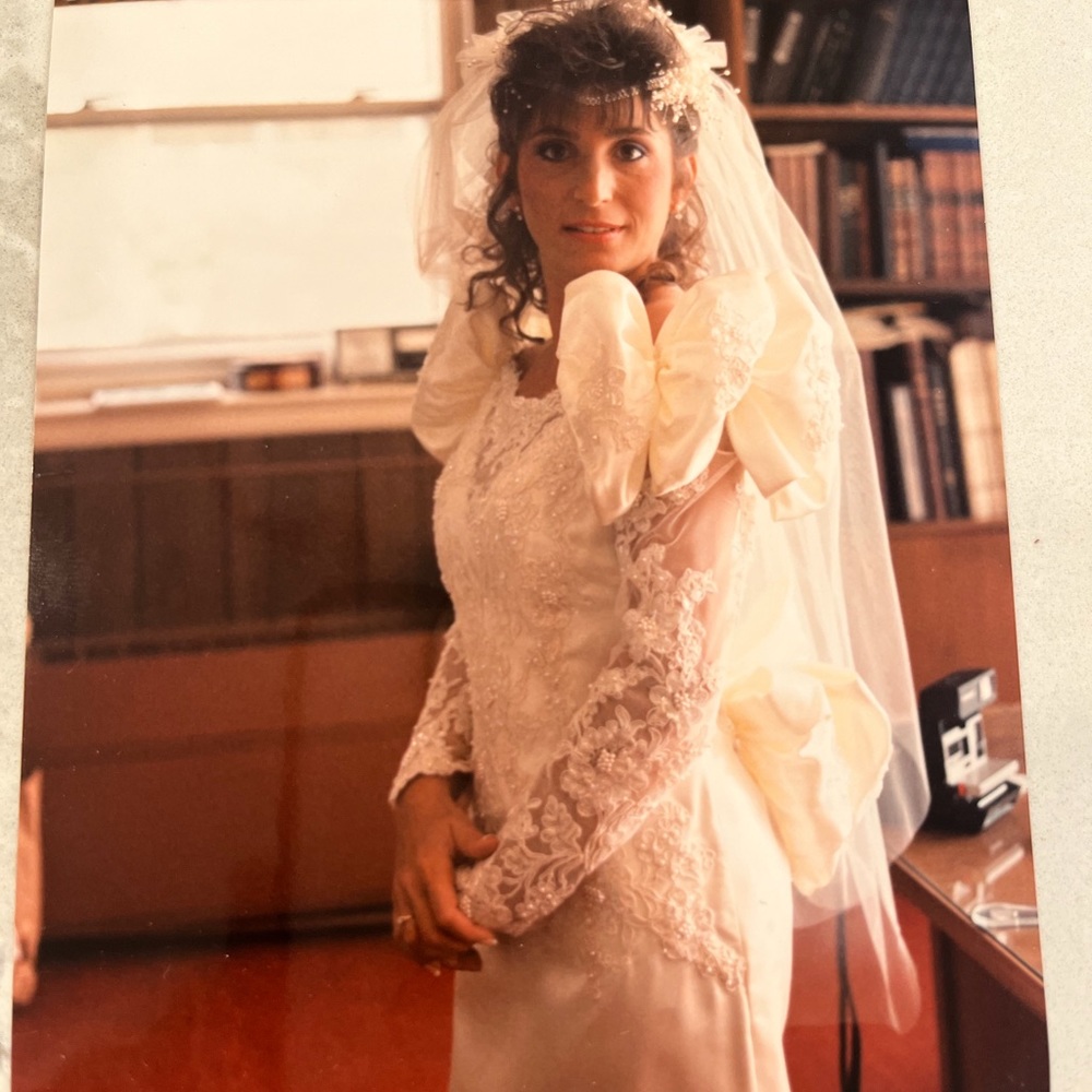 Vintage Wedding Dress - Picture 3 of 9